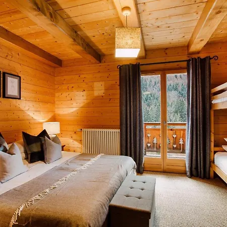 Ferme A Jules - Stunning Sleeps Up To 26 Chalé Montriond